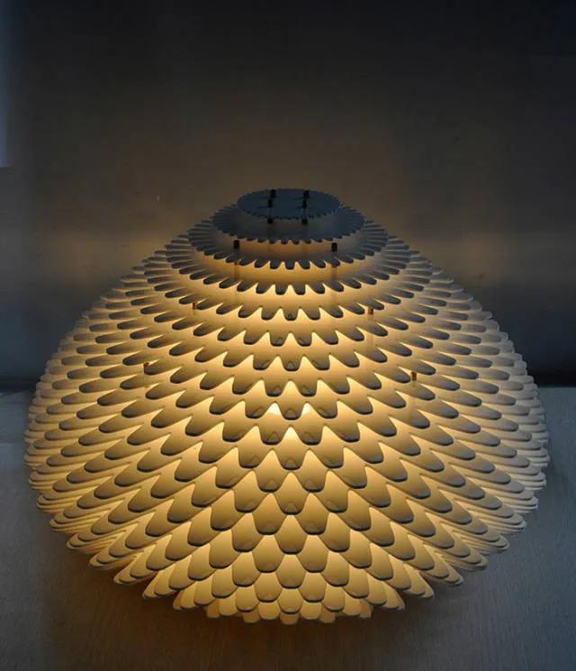 真沒想到，這么漂亮的燈是用亞克力做的