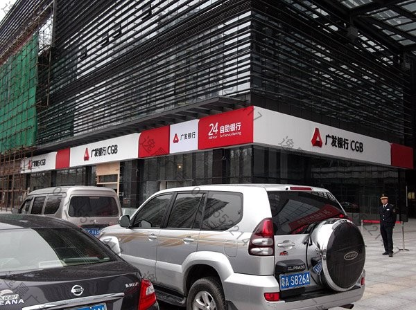 大型廣告牌安裝需了解的幾點施工常識